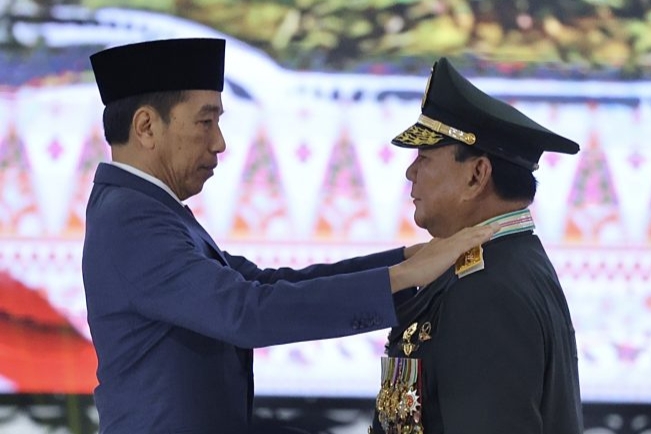 Prabowo Dianugerahi Pangkat Istimewa Jenderal TNI Kehormatan, Berikut Penjelasan Resmi Presiden Jokowi