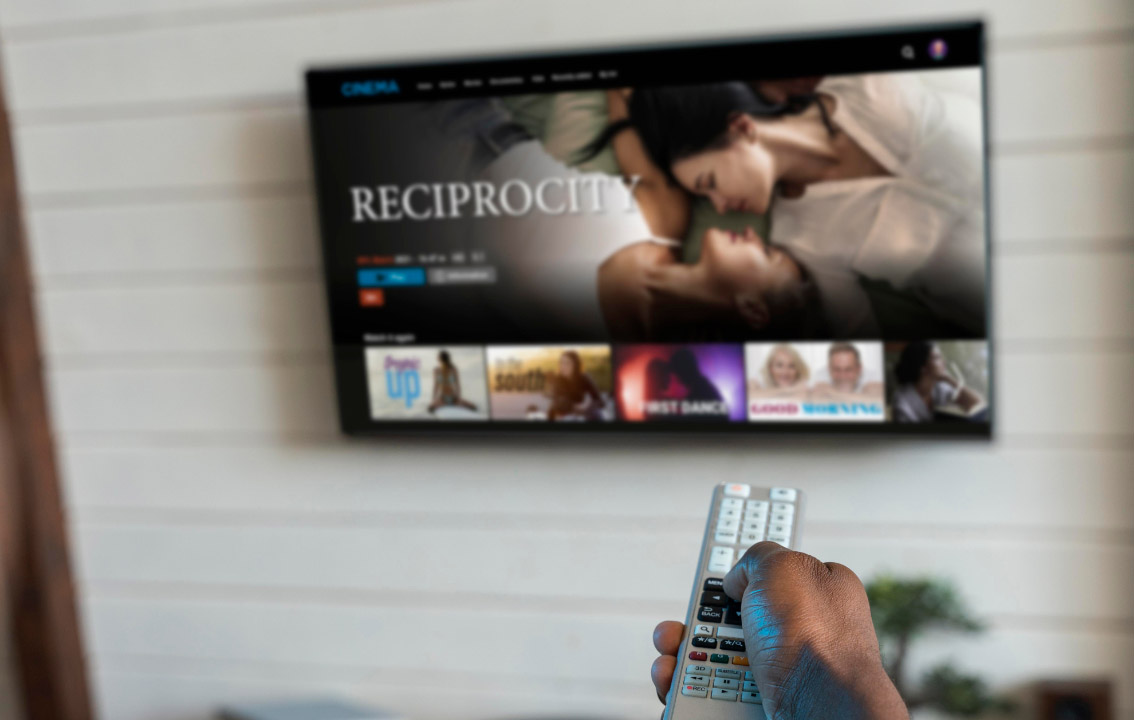 5 Smart TV 50 Inch Terbaik 2025: Gambar Super Jernih, Harga Tetap Bersahabat!