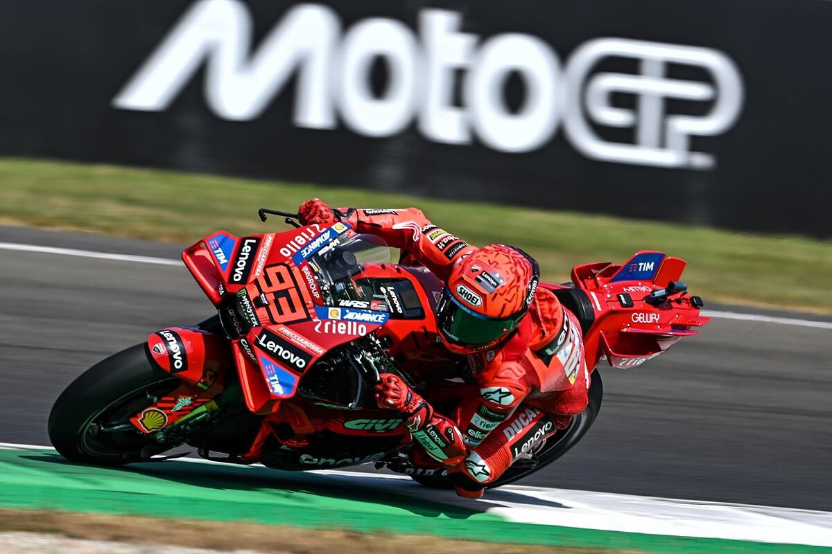 Hasil MotoGP Belanda 2025: Marquez Tak Terbendung, Bezzecchi Harumkan Aprilia, Quartararo Terpuruk