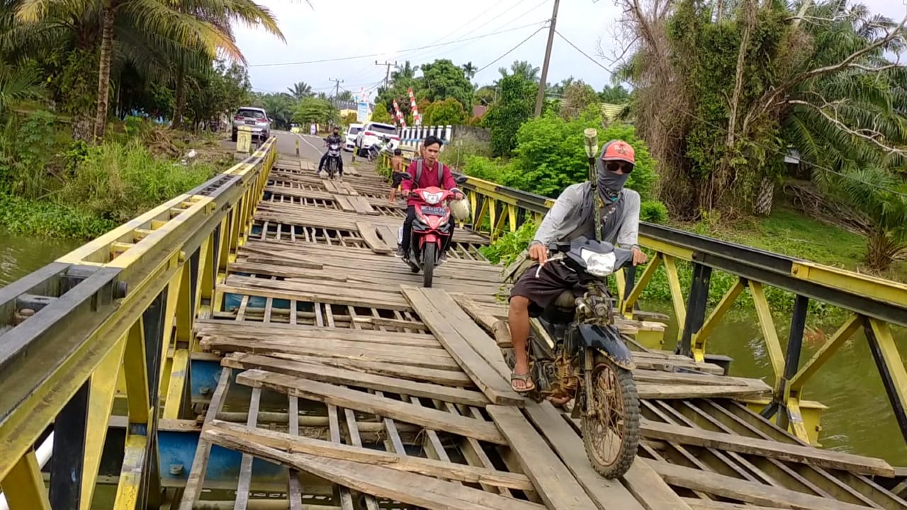 Jalan Provinsi Rusak, Jembatan Alternatif Terkena Imbas 