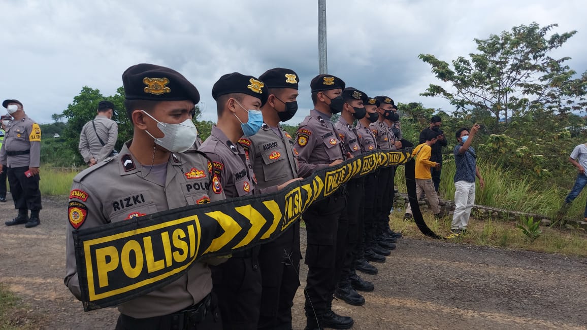 Pasca Demo, Bupati Ferry Diminta “Bersih-bersih”