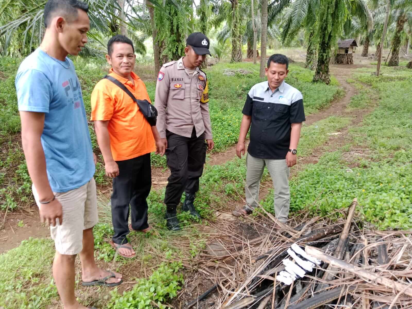 BREAKING NEWS: 8 Bungkus Paket Ganja Ditemukan, Tiga Warga Diamankan, Lokasinya Tak Disangka-sangka