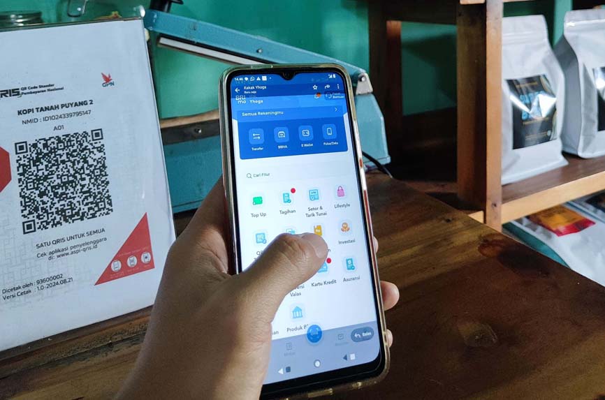 QRIS dan Mobile BRI: Solusi Pembayaran Digital untuk UMKM Kopi Lahat