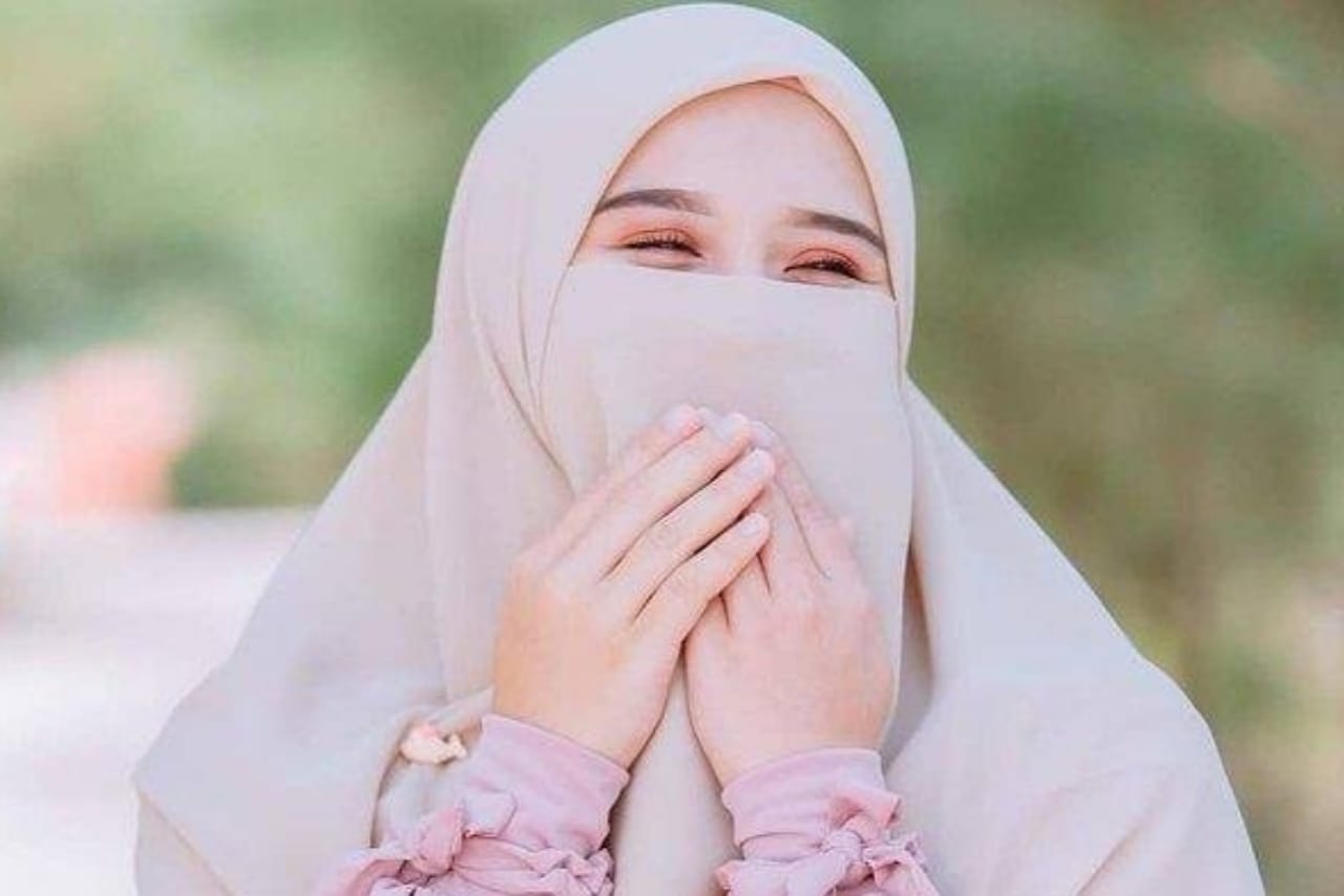 Hukum Perempuan Menyembelih Ayam atau Hewan Sembelihan Lainnya