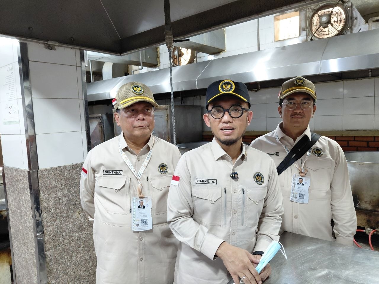 Wamenhaj Tinjau Dapur RTE, Pastikan Distribusi Makanan Siap Santap ke Hotel Jemaah