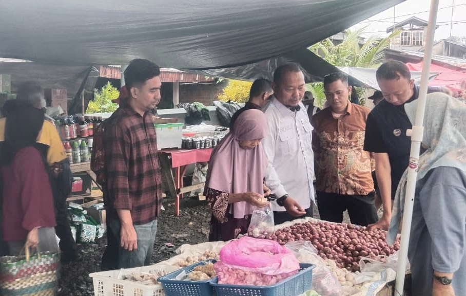 Sidak Pasar Karang Tinggi dan Taba Penanjung, Harga Cabai hingga Daging Masih Stabil