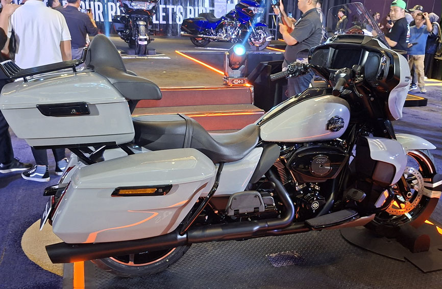 Harley-Davidson Perkenalkan 7 Motor Baru 2025, CVO Road Glide Comeback Setelah 10 Tahun Absen!