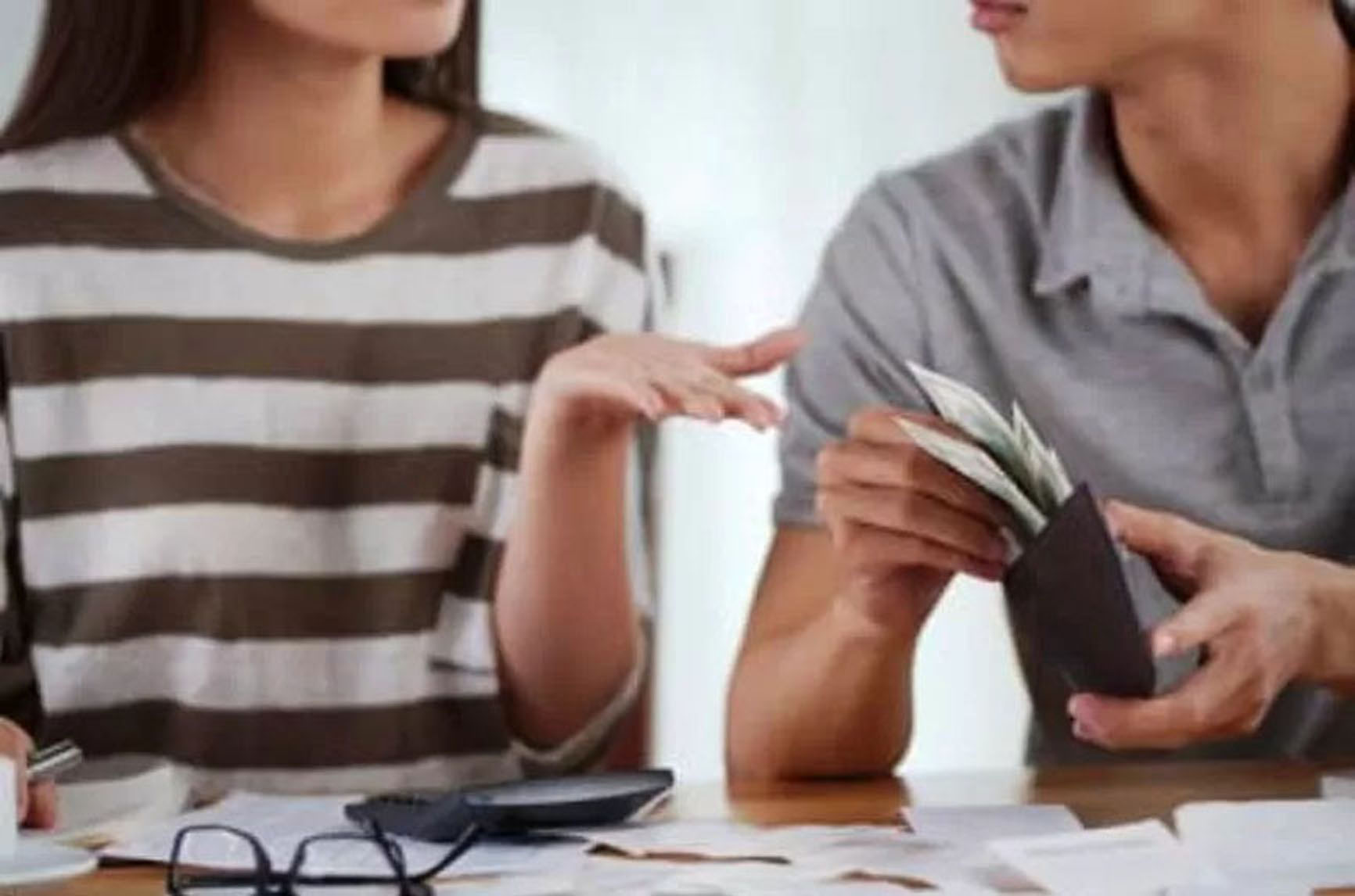 Setelah Bercerai, Siapa yang Tanggung Hutang Suami Istri? Begini Penjelasan Buya Yahya
