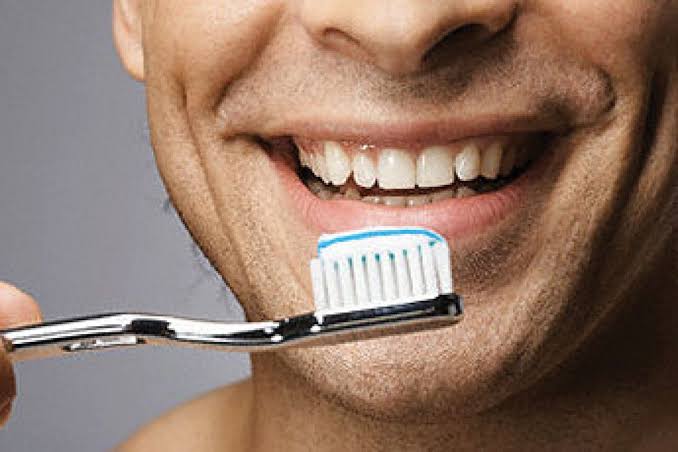 Masih Ragu Hukumnya Menyikat Gigi Saat Puasa, Simak Nih Penjelasannya