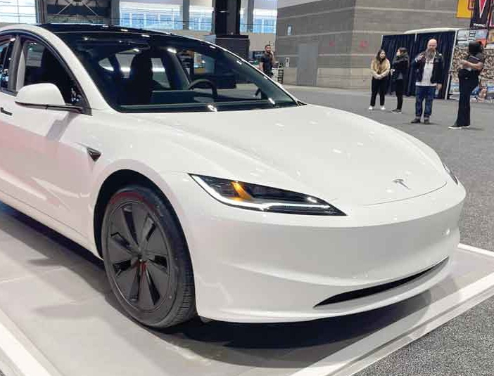 Tesla Model 3 Highland Hadir di Indonesia, Tenaga Pacu yang Dimiliki Luar Biasa