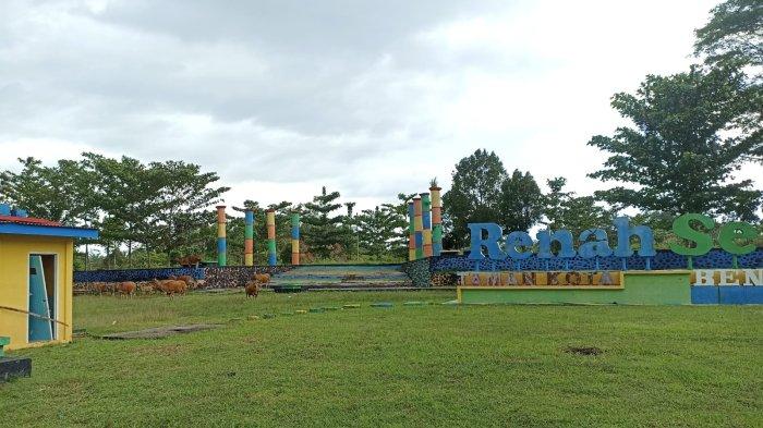 Taman Wisata Kota di Salah Satu Kabupaten Provinsi Bengkulu Ini Seakan Tak Terawat, Banyak Diramaikan Kawanan 