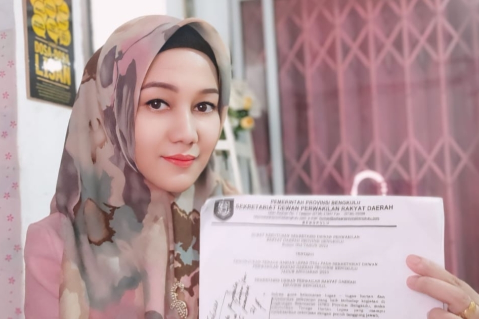 Nasib Tragis Dialami Honorer Cantik Asal Bengkulu Ini, Diberhentikan Tanpa Sebab, Gaji 2 Bulan Tak Dibayar