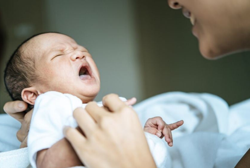 Kenali Tanda-Tanda Kanker Ovarium pada Bayi Serta Penyebab dan Langkah Pengobatan