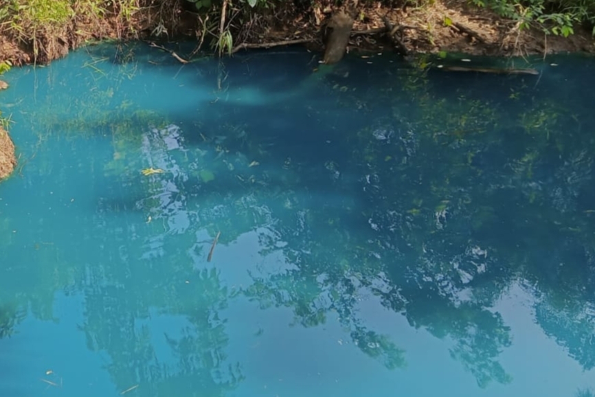 Jangan Dikonsumsi! Bukan Fenomena Alam yang Misterius, Membirunya Air Danau Ternyata dari