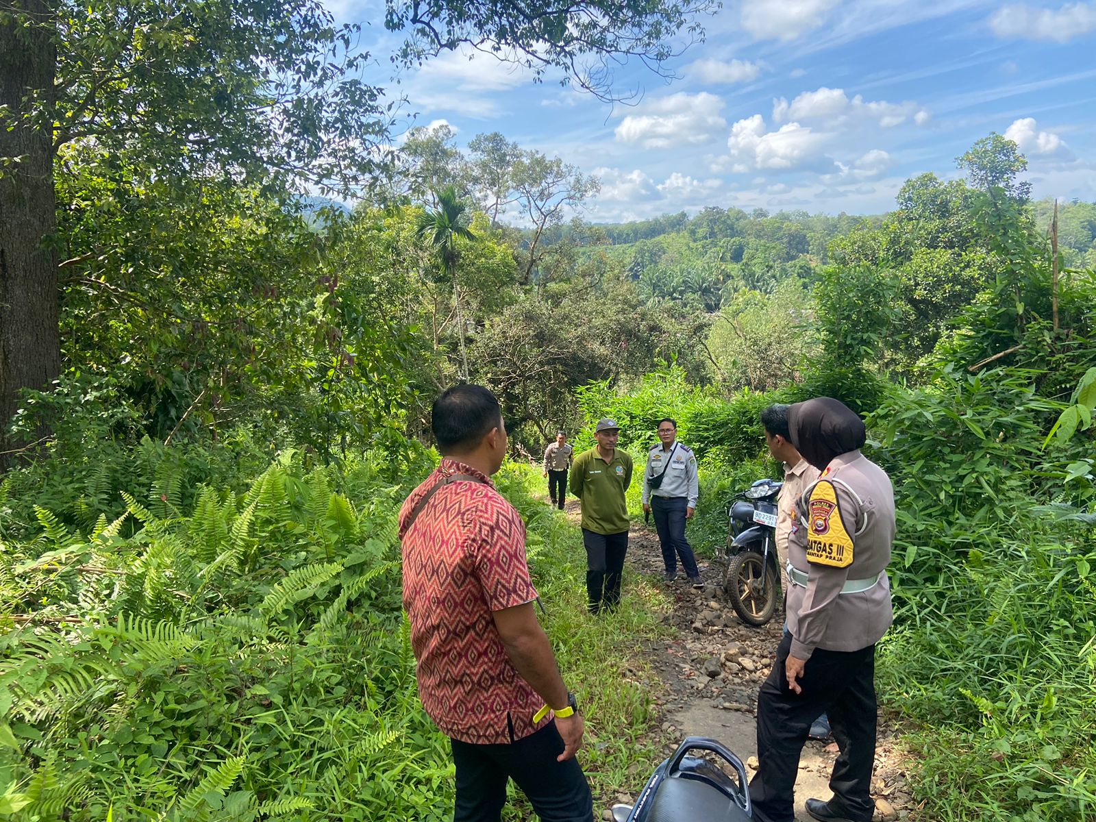 Akses Menuju Wisata Kampoeng Durian Direncnakan One Way, Satuan Lantas Polres Benteng Cek Lokasi