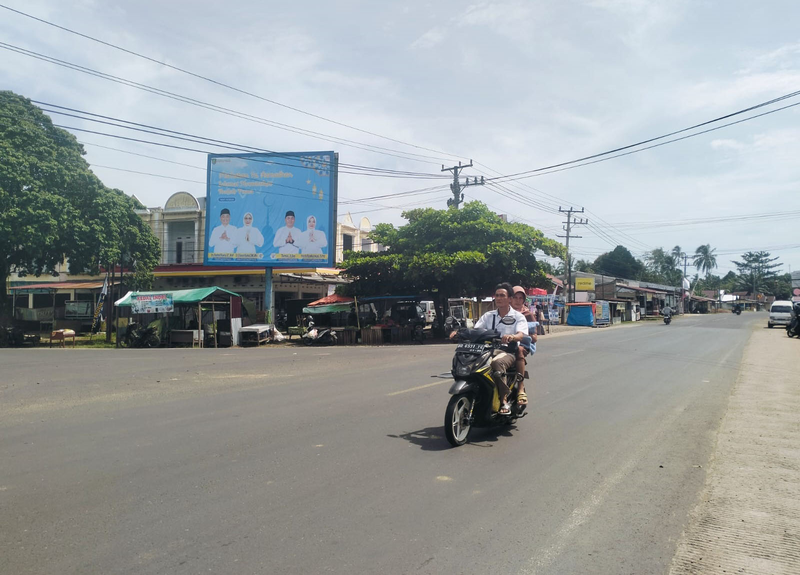 Takjil Seribuan hingga Lauk Pauk, Simpang Pasar Pedati Ramai Jelang Berbuka