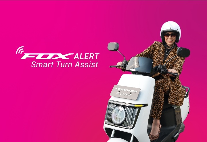 Mengapa Motor Listrik Adalah Pilihan Tepat untuk Perempuan Urban Produktif