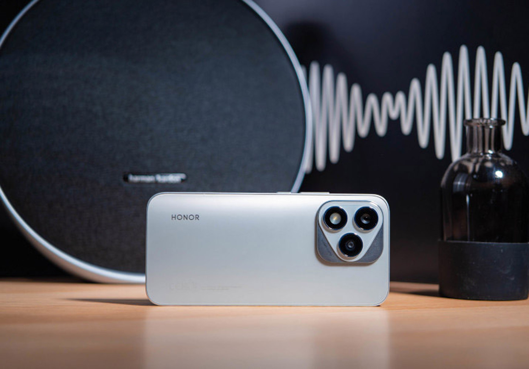 HONOR 400 Series Segera Rilis! Bawa Kamera 200 MP dan Teknologi AI Canggih Ubah Foto Jadi Video Hidup