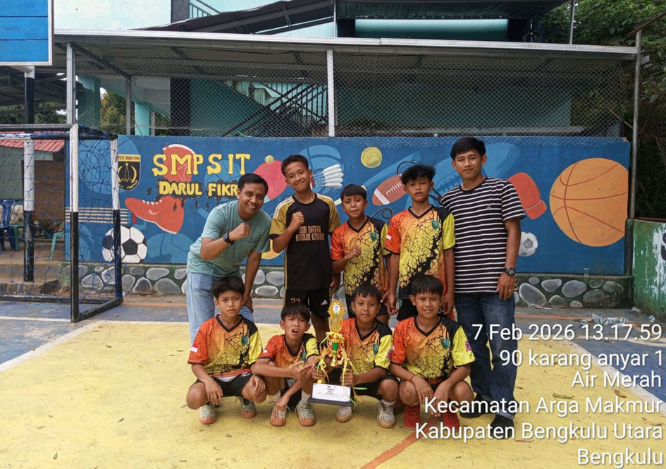 Tim Futsal SDN 17 Bengkulu Tengah Sabet Juara 3