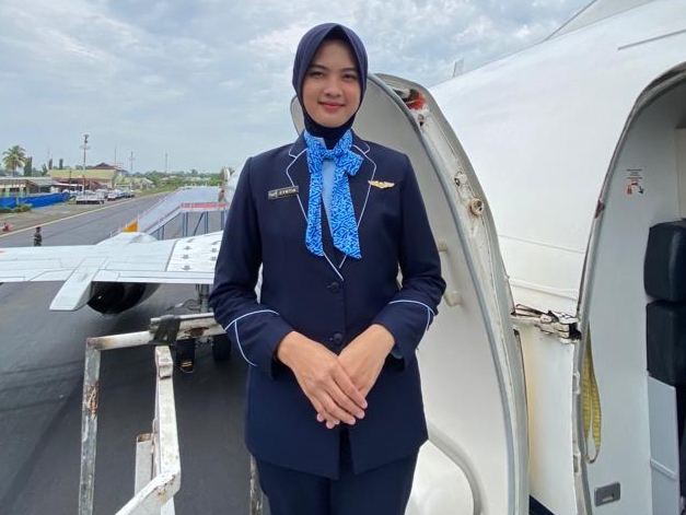 Potret Serda Annisa, Pramugari Pesawat Indonesia One Asal Bengkulu