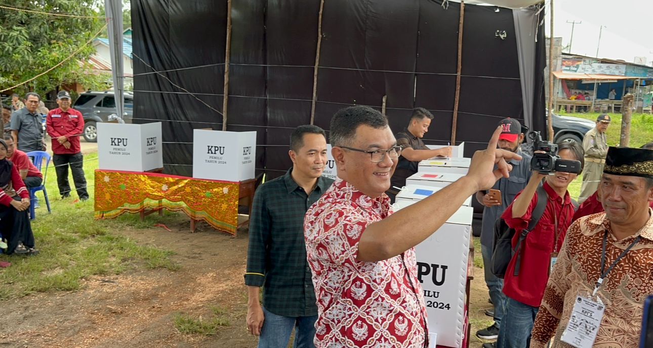 TPS Pj Bupati Bengkulu Tengah Nyoblos, Prabowo Ungguli Anies dan Ganjar