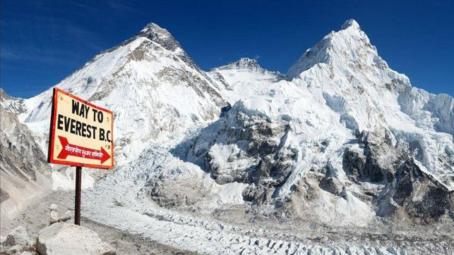 Berminat untuk Melakukan Pendakian ke Gunung Everest? Segini Kisaran Biaya yang Harus Disiapkan