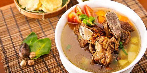 10 Rekomendasi Makanan Hangat Tradisional Indonesia yang Cocok Dinikmati Saat Musim Hujan
