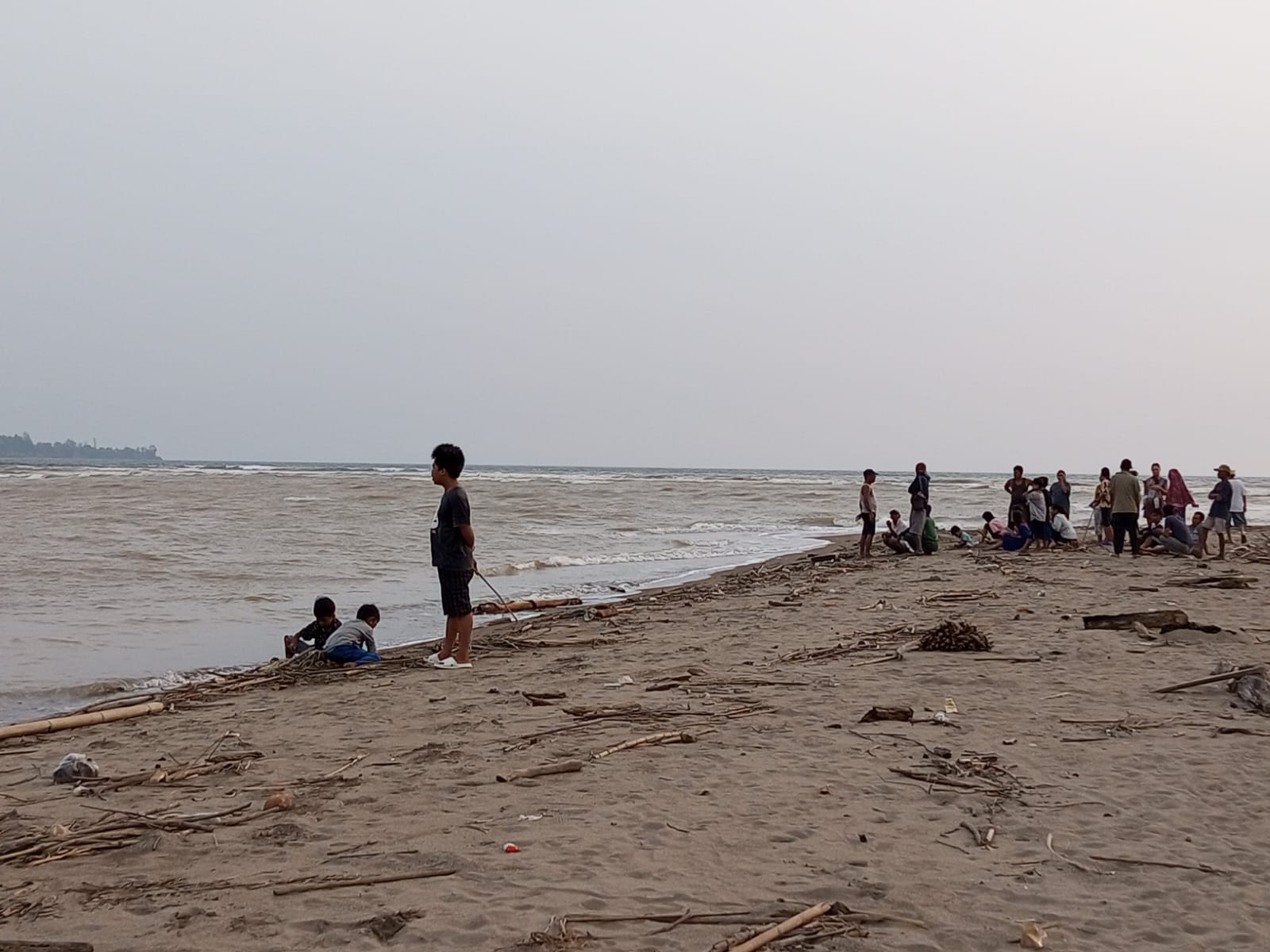 Breaking News: Bocah Asal Pondok Kelapa Bengkulu Tengah Dikabarkan Hanyut di Aliran Sungai Lemau