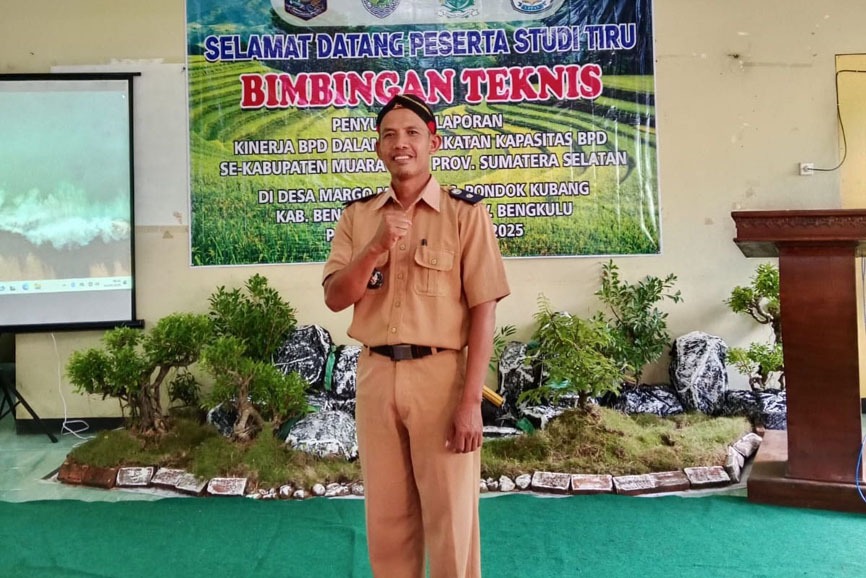 Dana Desa Dipangkas, Pembangunan Tribun Lapangan Margo Mulyo Tertunda