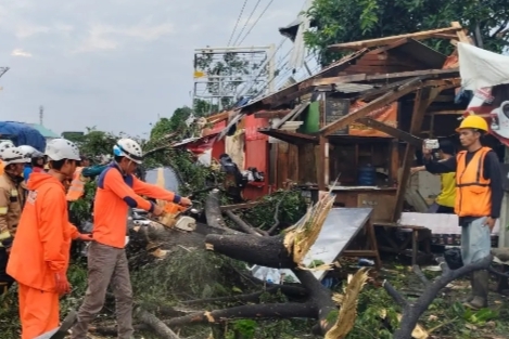 Update Data Kerusakan yang Diakibatkan Puting Beliung di Kabupaten Bandung dan Sumedang 