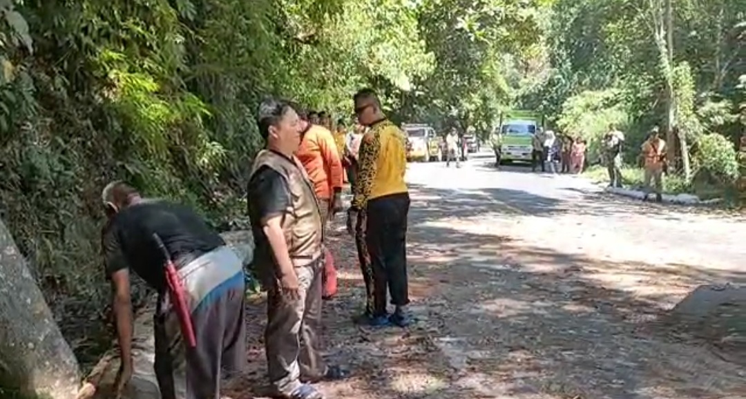 Informasi Terkini, Evakuasi Tuntas, Akses Jalan Liku Sembilan Bengkulu Tengah Sudah Bisa Dilalui