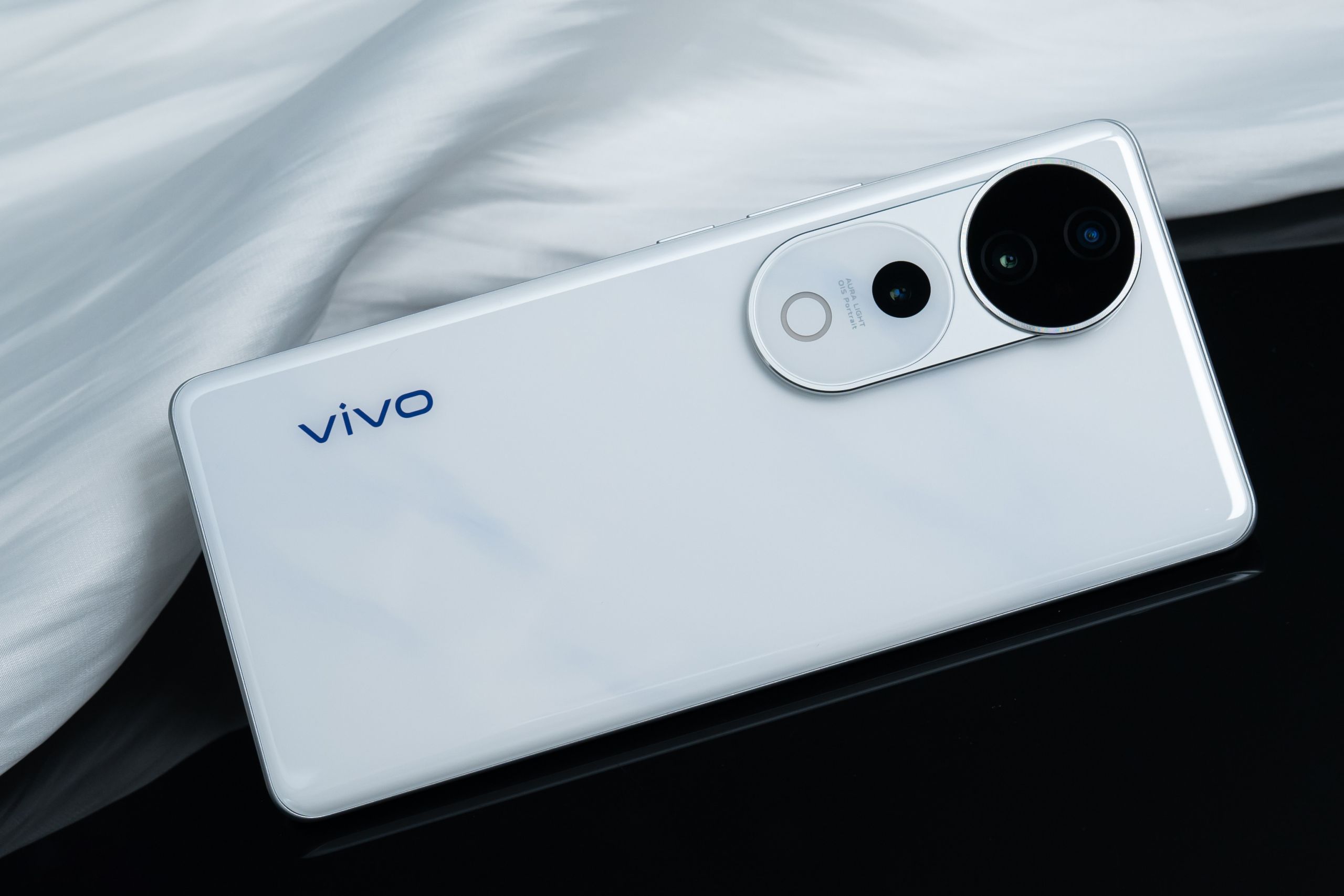 Spesifikasi dan Harga Vivo S19 Pro: Smartphone Andalan Baru dengan Fitur Terdepan di 2024