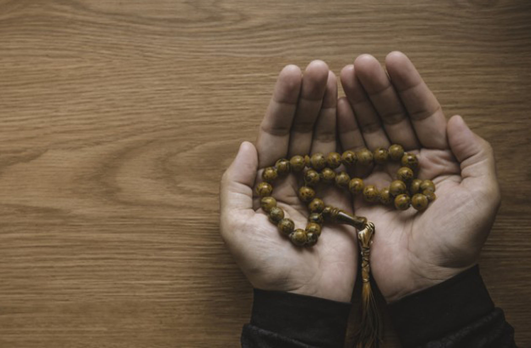 Apa Sih Perbedaan Dzikir dan Wirid Setelah Sholat? Ini Penjelasan Lengkapnya!