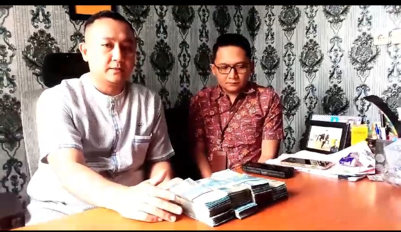 Penampakan Uang KN Dugaan Korupsi Senilai Rp52.000.000 yang Dikembalikan Mantan Sekda Bengkulu Tengah