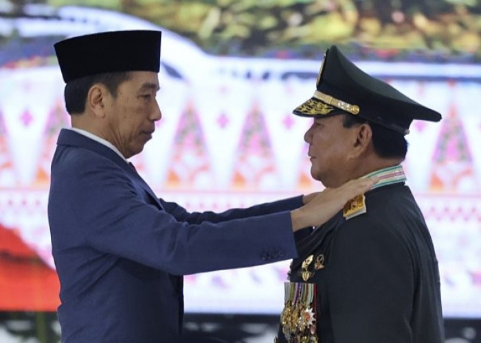 Prabowo Dianugerahi Pangkat Istimewa Jenderal TNI Kehormatan, Berikut Penjelasan Resmi Presiden Jokowi
