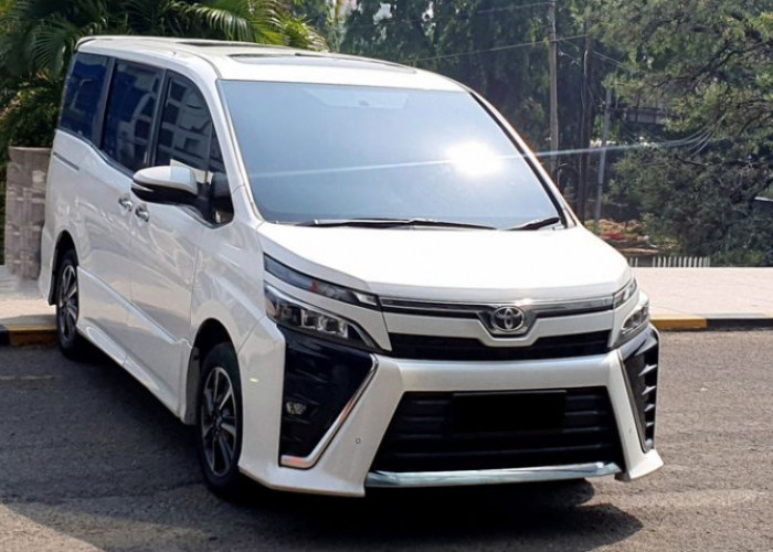 Toyota Voxy Bekas 2025: Alternatif Mewah dan Nyaman dengan Harga Lebih Terjangkau dari Alphard