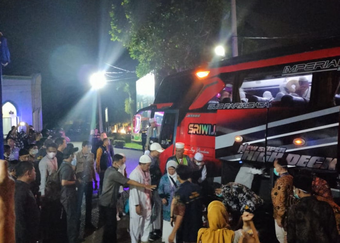 Jemaah Haji Asal Bengkulu Tengah Tiba Kembali di Kota Bengkulu, Satu Jemaah Pulang dalam Keadaan