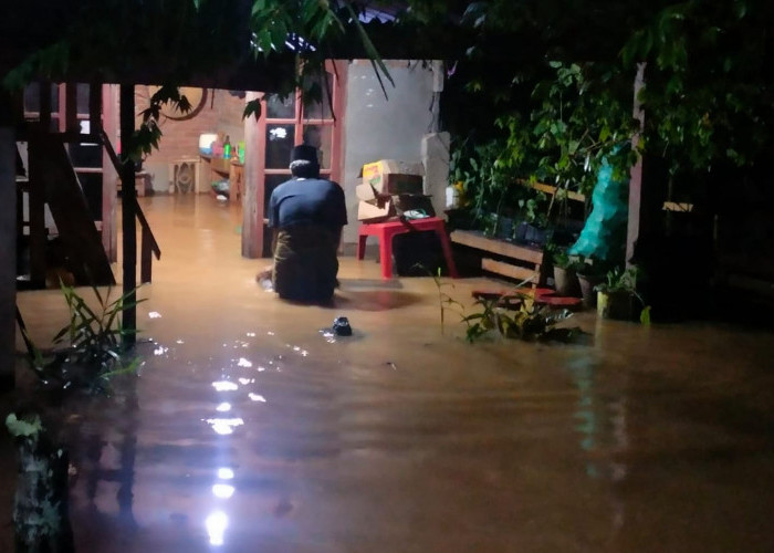 Luapan Sungai Beseri Rendam Ratusan Rumah Warga, Ketinggian Air Capai 2 Meter