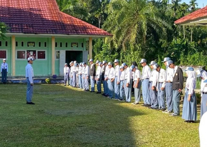 Kelulusan Diumumkan, 1.250 Pelajar SMA/SMK di Kabupaten Bengkulu Tengah Dinyatakan Lulus