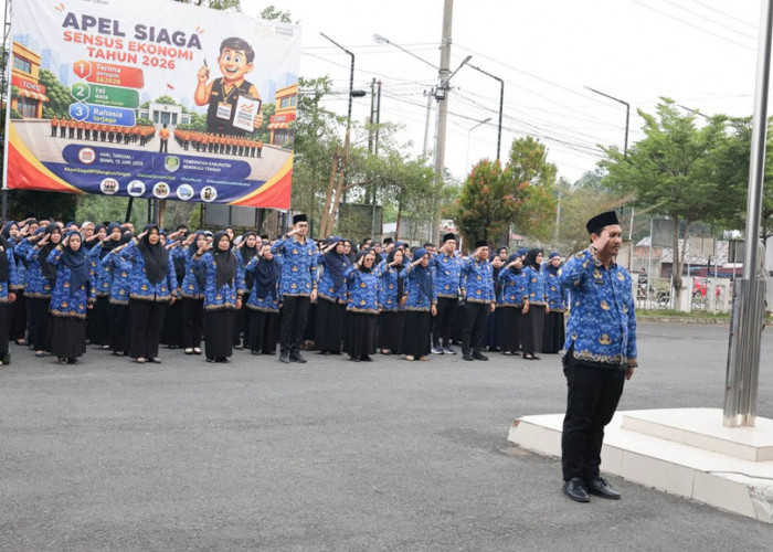Pimpin Apel Gabungan, Asisten III Apileslipi Dorong Kedisiplinan dan Profesionalisme ASN Benteng