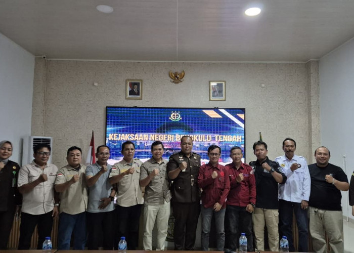 Golbe Minta Kejelasan Kasus Honorer Diduga Fiktif, Kejari Sebut Masih Tahap Penyelidikan