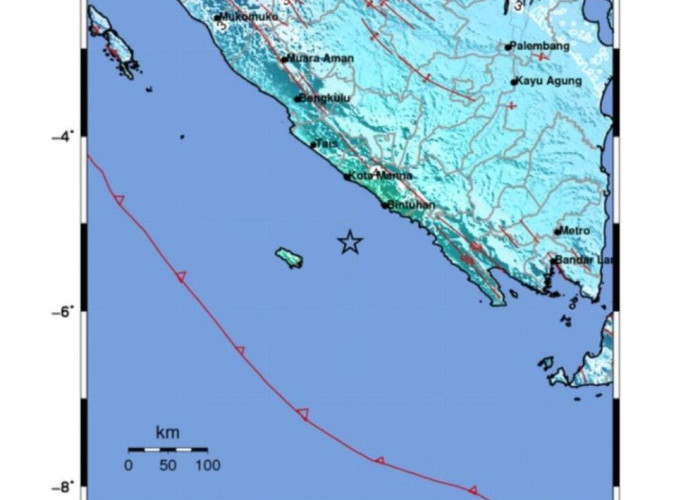 BREAKING NEWS: Digoyang Gempa, Warga Benteng Panik ke Luar Rumah