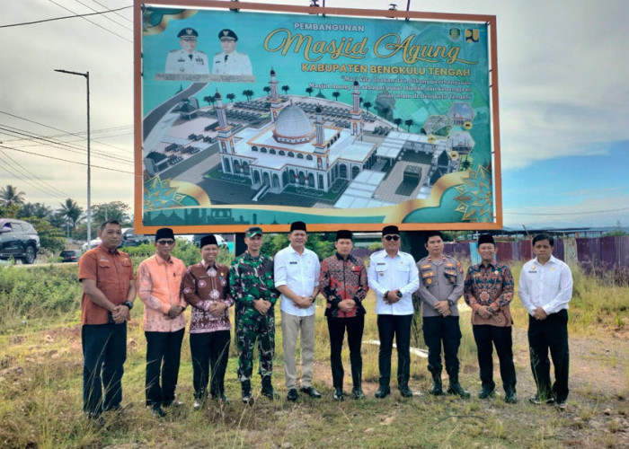 Pembangunan Masjid Agung Bengkulu Tengah Berlanjut, Tahap Kedua Fokus Pemasangan Kolom Tiang