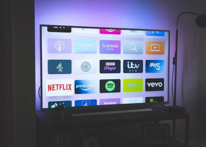 Mau Beli TV Kekinian, Tapi Bingung Smart TV atau Android TV? Berikut Perbedaan Keduanya