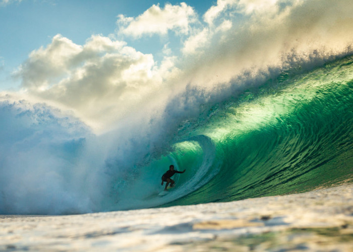 Ini Dia Deretan Pantai di Indonesia yang Pernah Jadi Lokasi Ajang Surfing Internasional