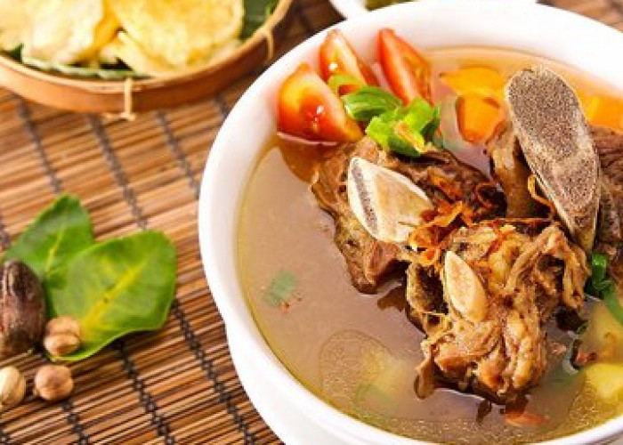 10 Rekomendasi Makanan Hangat Tradisional Indonesia yang Cocok Dinikmati Saat Musim Hujan
