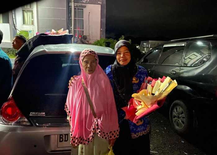 Mengabdi 17 Tahun sebagai Honorer, Begini Kisah Leni Marlina yang Kini Dilantik Jadi PPPK Paruh Waktu