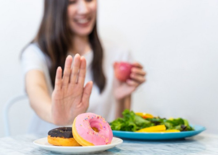 Hindari Konsumsi Deretan Makanan Ini Saat Puasa Demi Menjaga Kesehatan Gigi dan Mulut