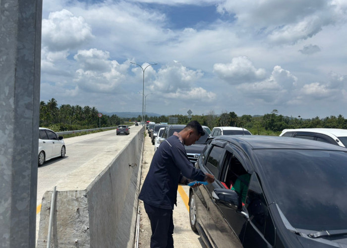 Tol Bengkulu-Taba Penanjung Diserbu Pemudik, Lonjakan Trafik Tembus 5.893 Kendaraan