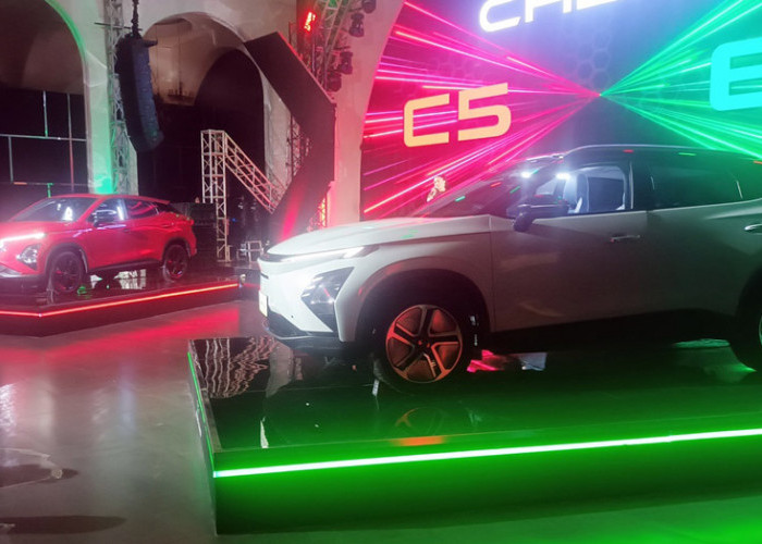 Chery Hadirkan C5 & E5 Terbaru di Indonesia dengan Desain Futuristik dan Fitur Canggih, Harga Mulai Rp319 Juta